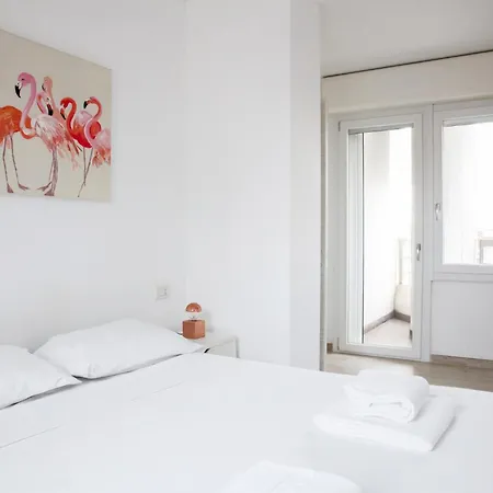 Dehomes - Porta Genova Luxury Stay Milan Exterior photo