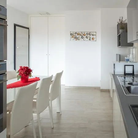 Dehomes - Porta Genova Luxury Stay Milan Exterior photo