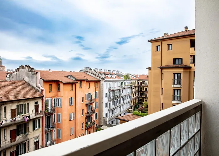 Dehomes - Porta Genova Luxury Stay